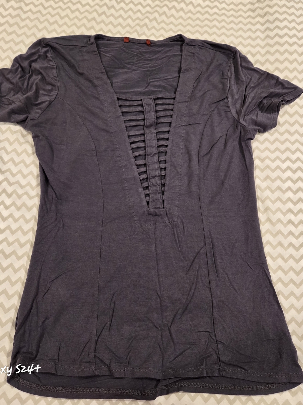 Women's Deep V Ladder-Detail Tee - Slate Blue